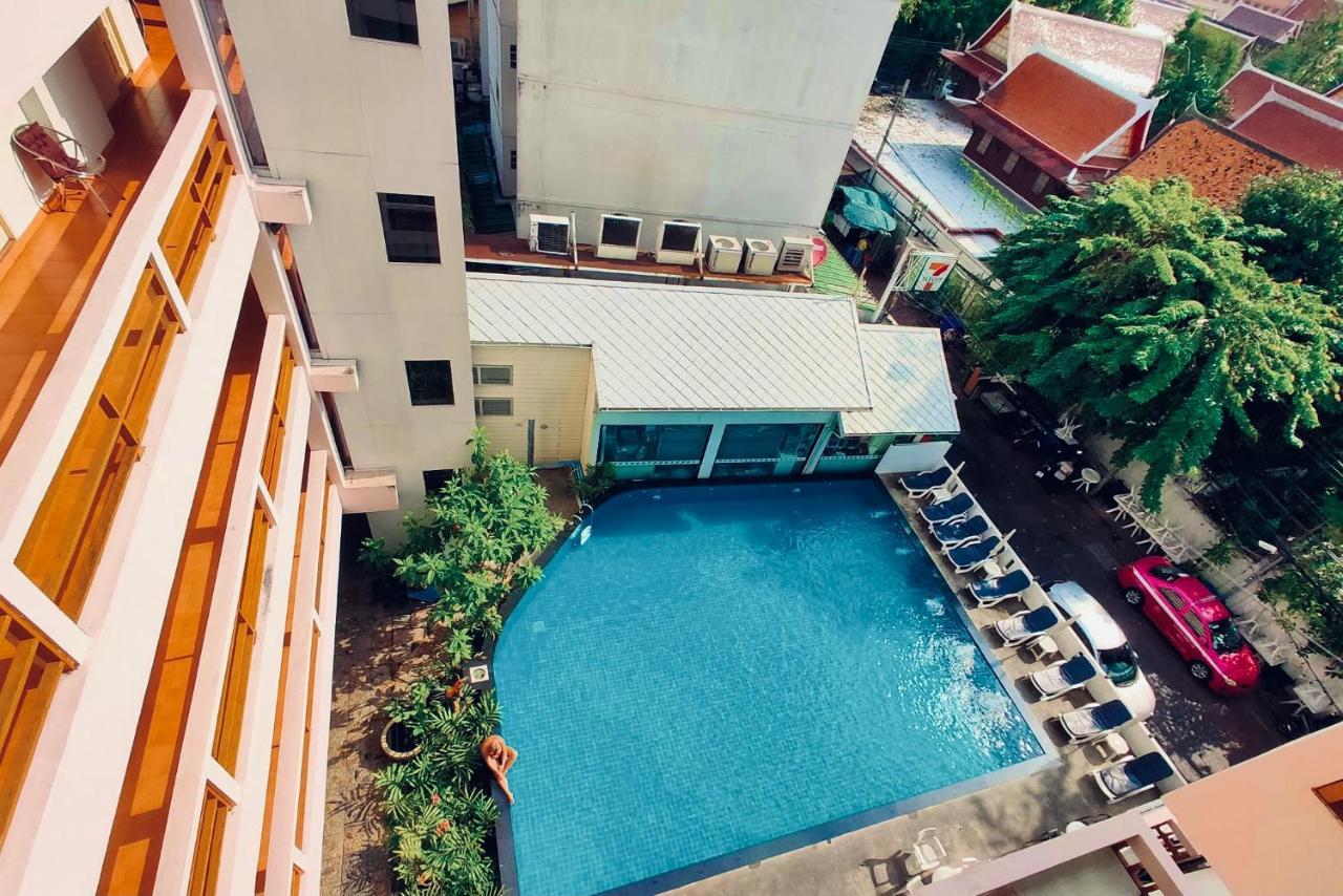 Mango Lagoon Place Bangkok Esterno foto