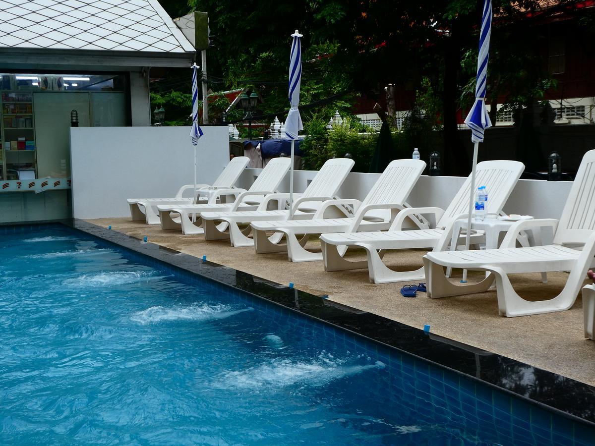 Mango Lagoon Place Bangkok Esterno foto