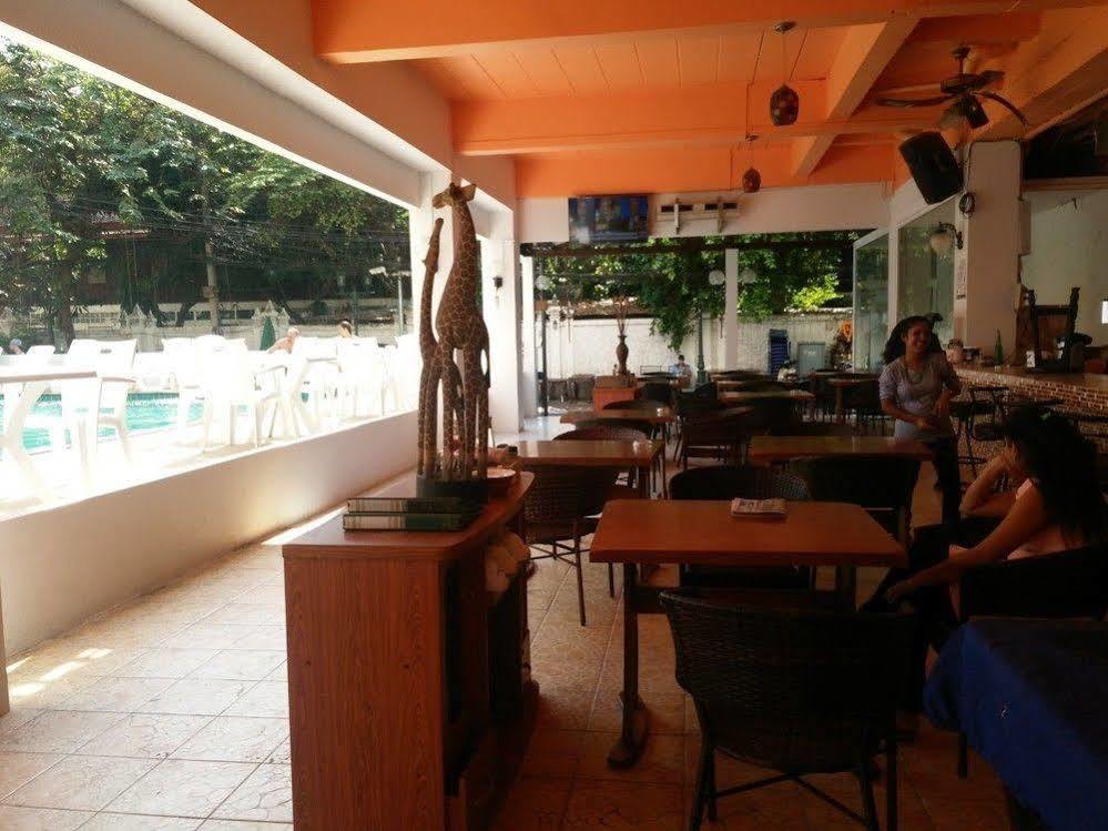 Mango Lagoon Place Bangkok Esterno foto